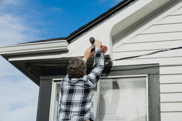 Best Stone Veneer Siding  in Loma Ri, CA